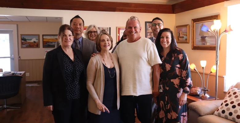 Rep Castor visits Vincentian CARES to Honor Veterans